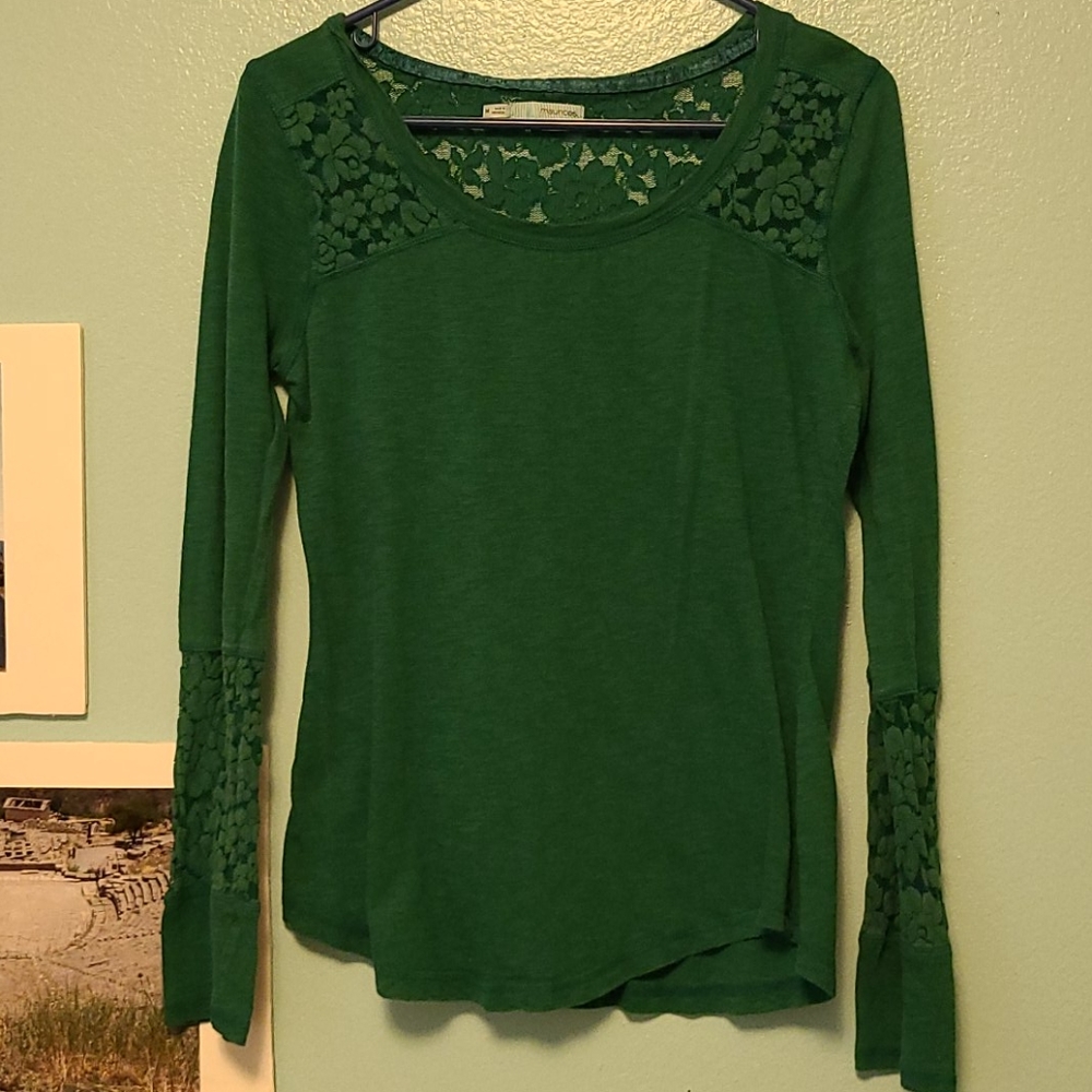 Maurices Green Long Sleeve w/ lace